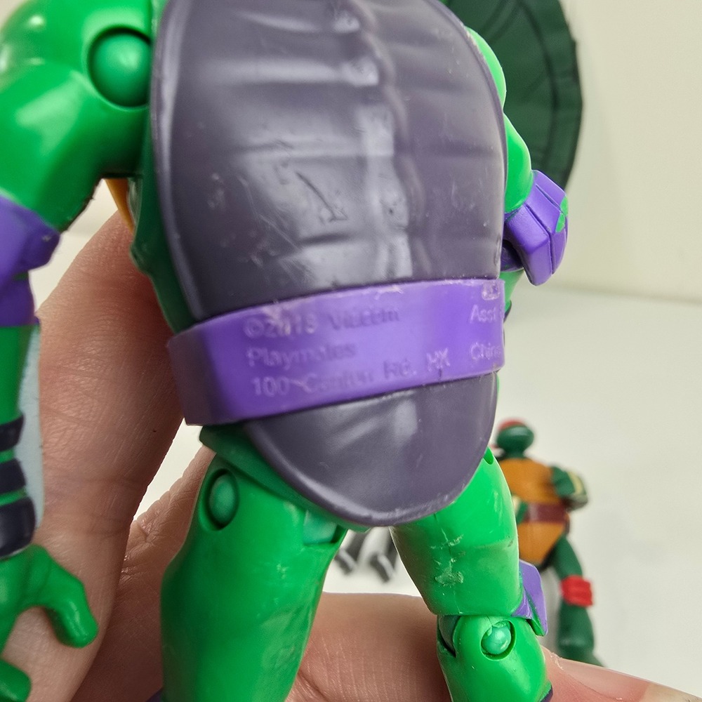 Teenage Mutant Ninja Turtles TMNT 4 Figure Set Donatello Raphael + Accessories - Picture 10 of 13